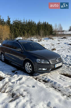 Універсал Volkswagen Passat 2014 в Тернополі