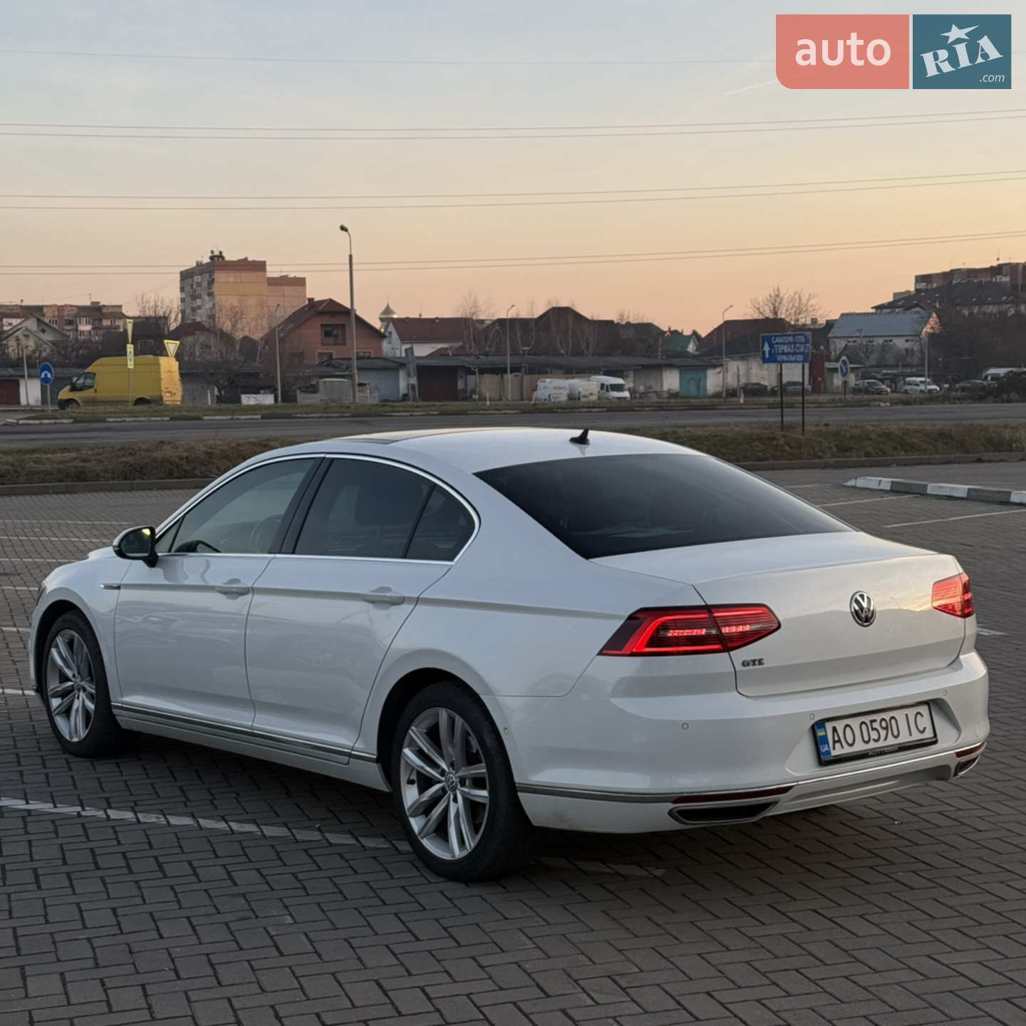 2016 Volkswagen Passat - мініатюра 4