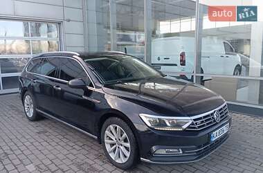 Універсал Volkswagen Passat 2017 в Києві
