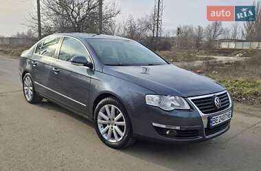 Седан Volkswagen Passat 2010 в Николаеве