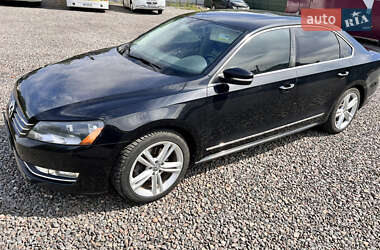 Седан Volkswagen Passat 2014 в Великих Мостах