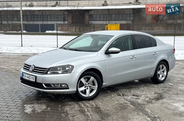 Седан Volkswagen Passat 2011 в Виннице