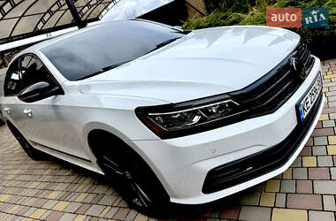 Седан Volkswagen Passat 2017 в Дніпрі
