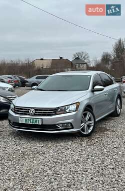 Седан Volkswagen Passat 2017 в Кривому Розі