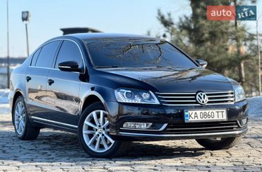Седан Volkswagen Passat 2012 в Києві