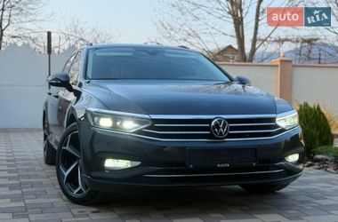Универсал Volkswagen Passat 2021 в Мукачево
