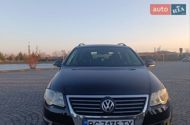 Универсал Volkswagen Passat 2009 в Жовкве