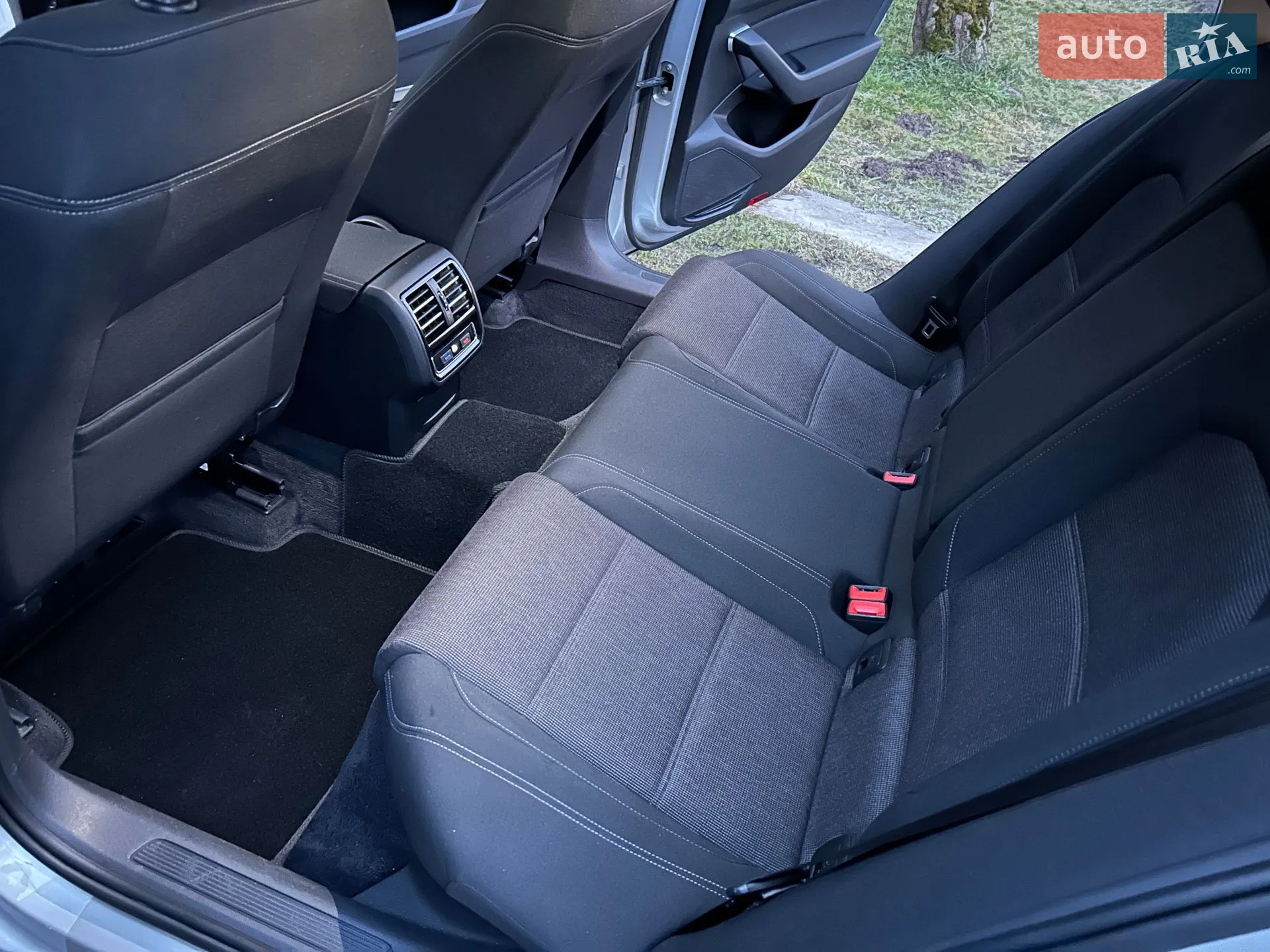 2015 Volkswagen Passat - мініатюра 26