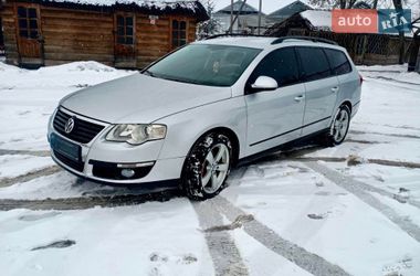 Универсал Volkswagen Passat 2006 в Рогатине
