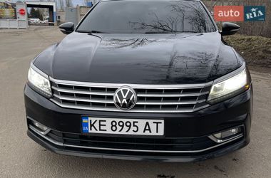 Седан Volkswagen Passat 2016 в Дніпрі