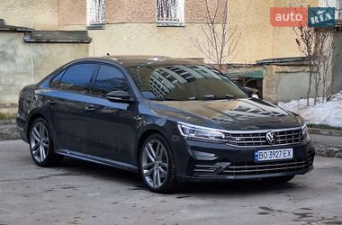 Седан Volkswagen Passat 2018 в Тернополі