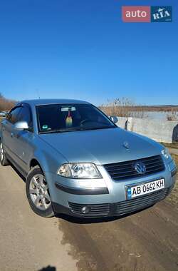 Седан Volkswagen Passat 2004 в Бару