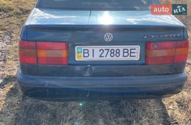Седан Volkswagen Passat 1994 в Полтаве