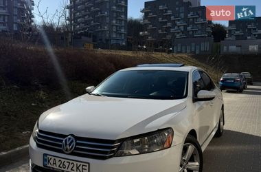Седан Volkswagen Passat 2011 в Львове