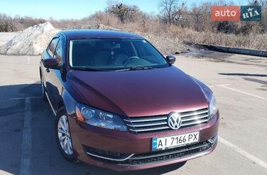 Седан Volkswagen Passat 2013 в Ирпене