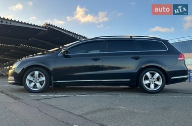 Универсал Volkswagen Passat 2011 в Киеве
