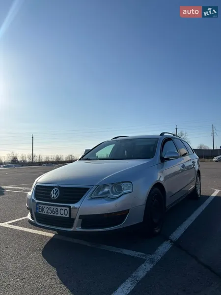 Volkswagen Passat 2011 VIN WVWZZZ3CZCE007637 фото оголошення 12 з 45