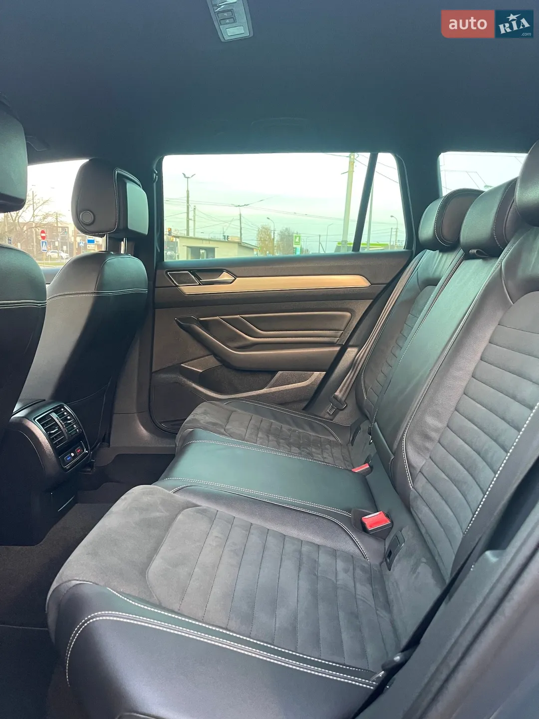 2021 Volkswagen Passat - мініатюра 37