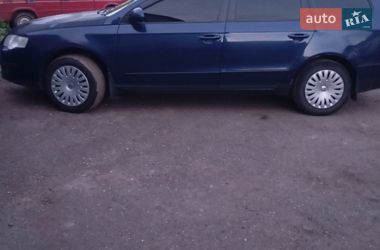 Універсал Volkswagen Passat 2010 в Жидачові