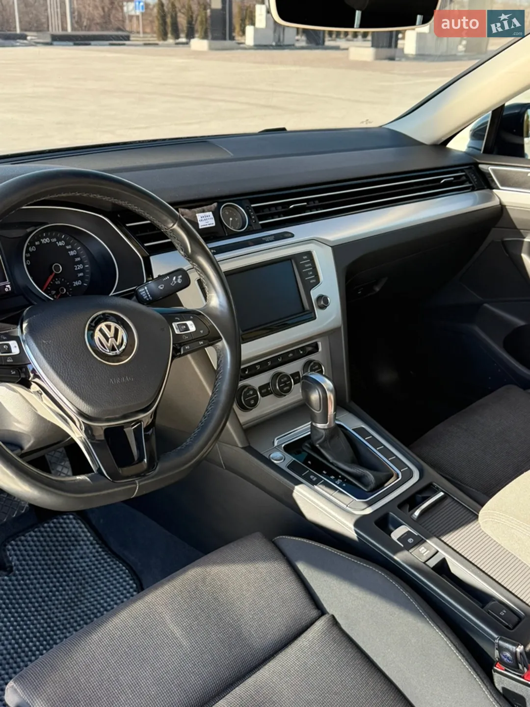 2015 Volkswagen Passat - мініатюра 20