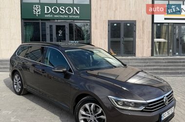 Универсал Volkswagen Passat 2017 в Тернополе
