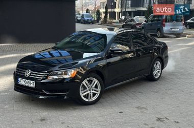 Седан Volkswagen Passat 2013 в Ивано-Франковске