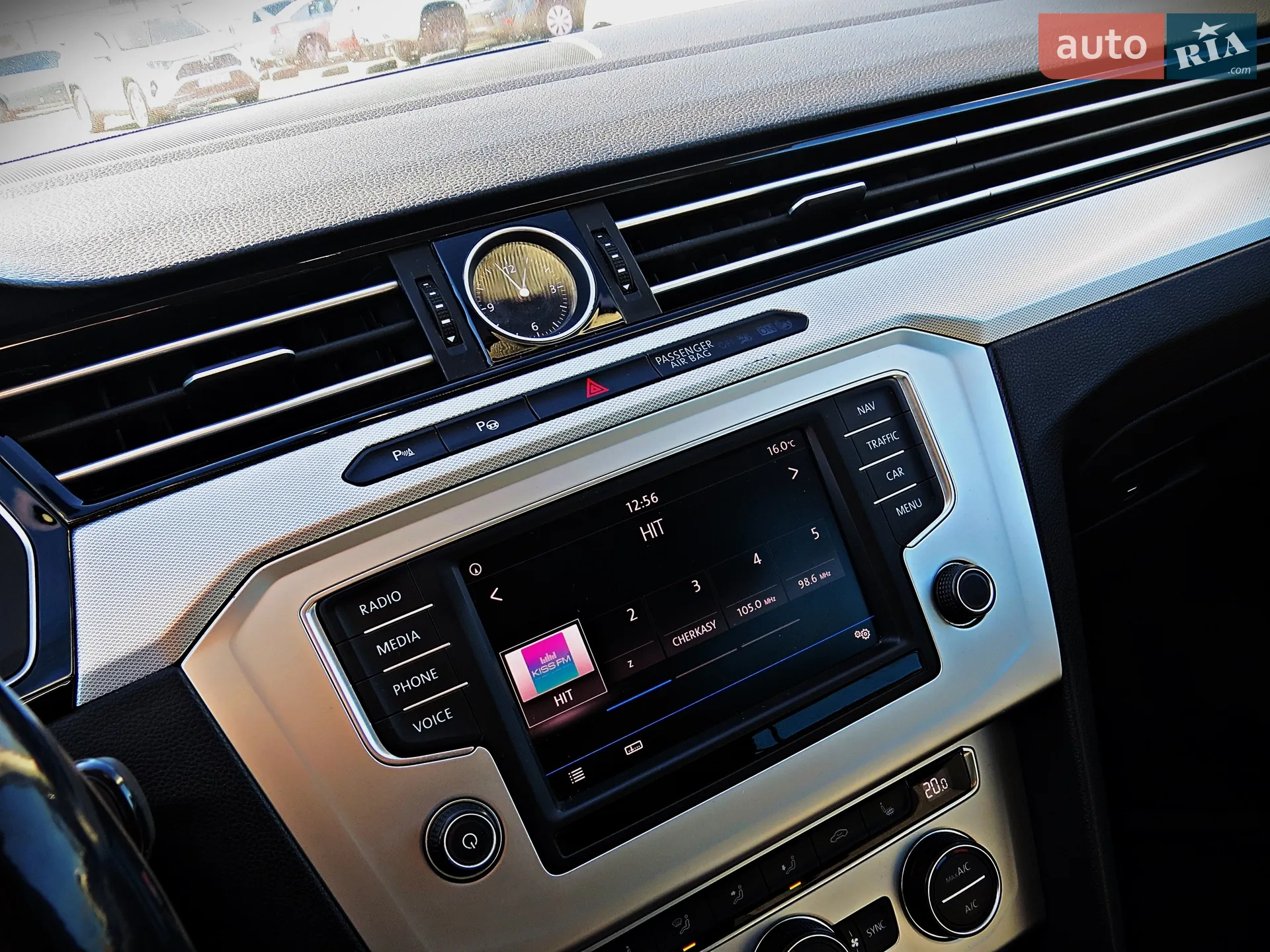 2016 Volkswagen Passat - мініатюра 11