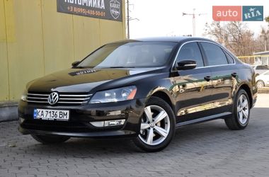 Седан Volkswagen Passat 2015 в Львове