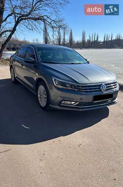 Седан Volkswagen Passat 2016 в Кропивницькому