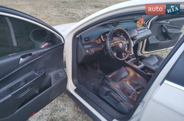 Универсал Volkswagen Passat 2009 в Надворной