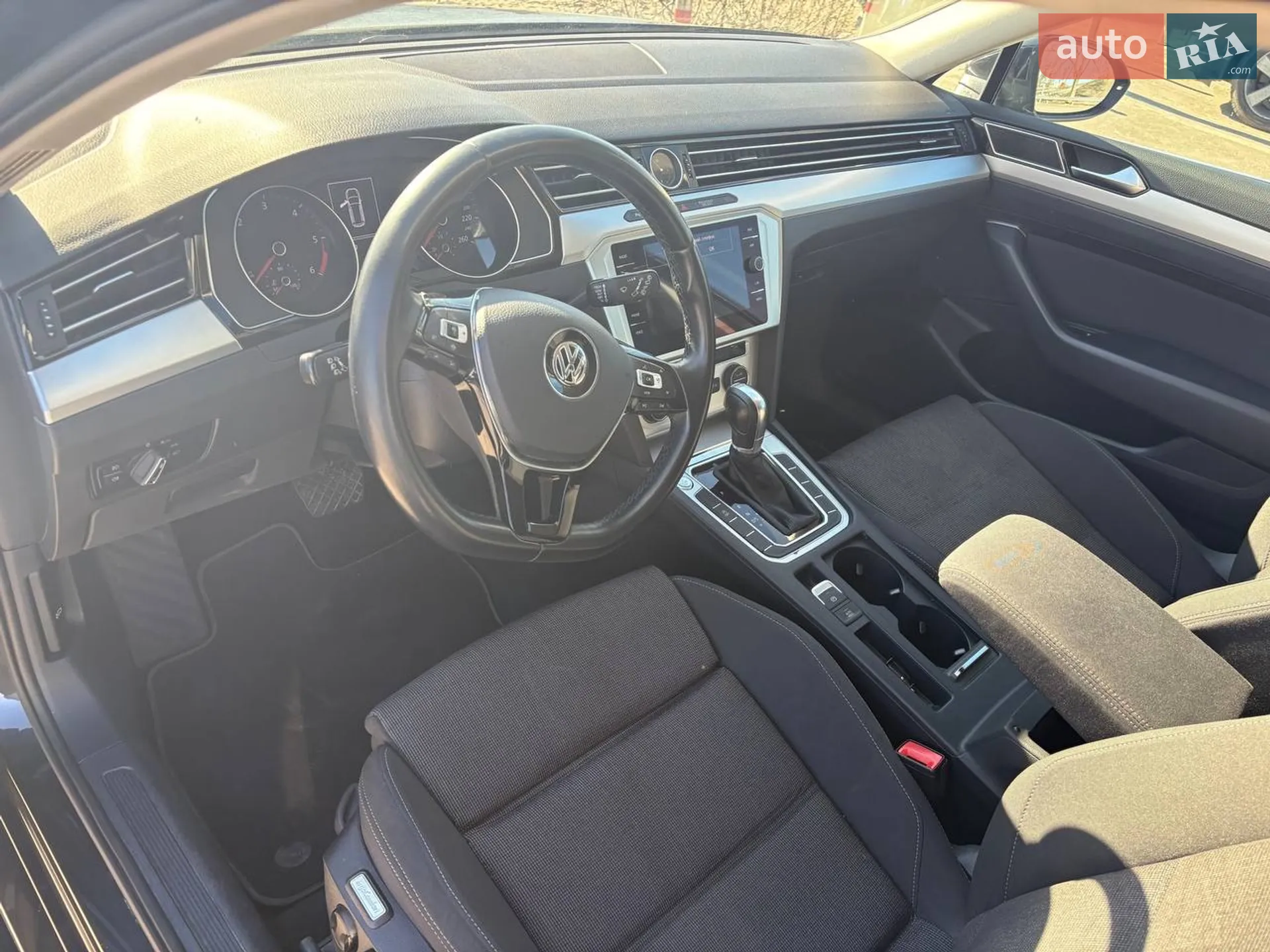 2019 Volkswagen Passat - мініатюра 12