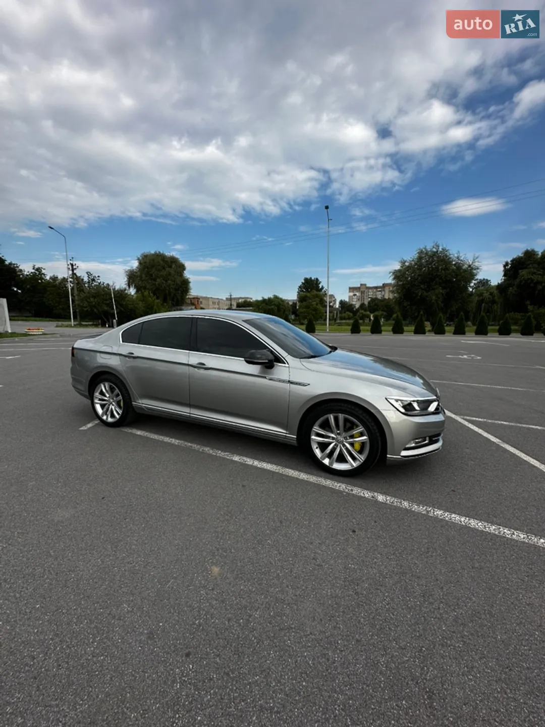 2016 Volkswagen Passat - мініатюра 2