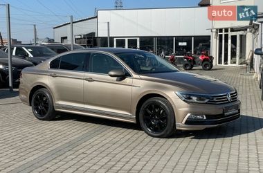 Седан Volkswagen Passat 2016 в Мукачево