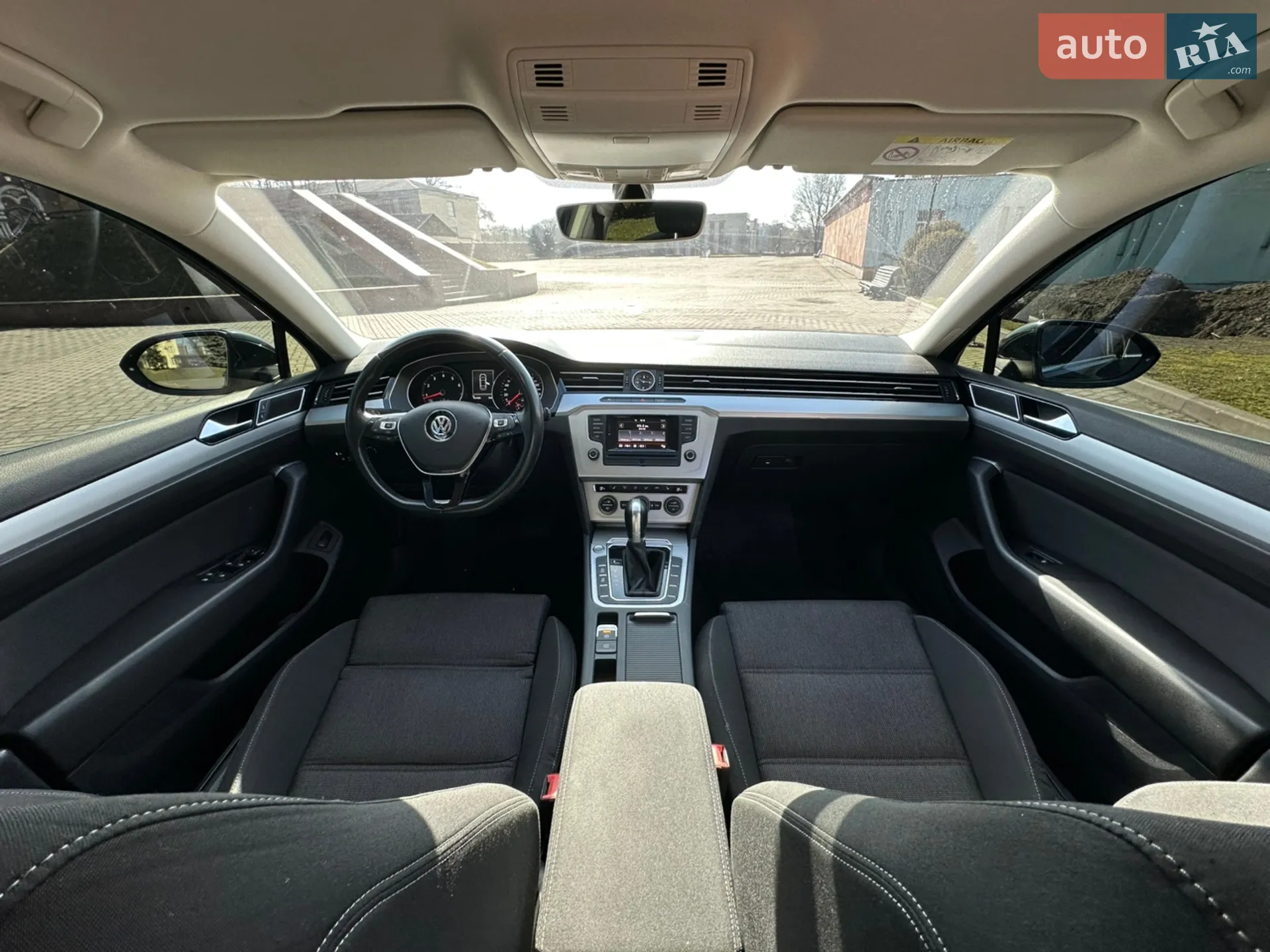 2015 Volkswagen Passat - мініатюра 31
