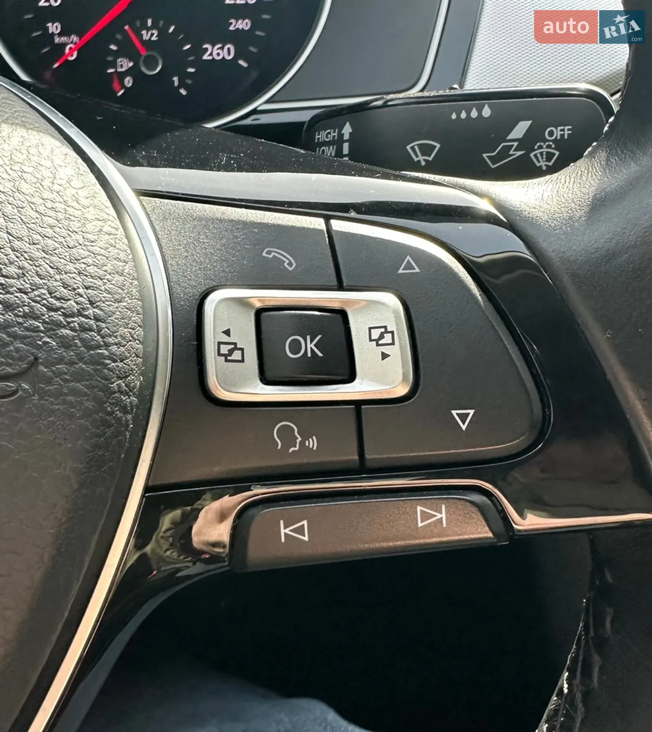 2015 Volkswagen Passat - мініатюра 41