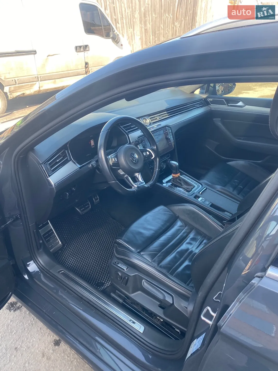 2019 Volkswagen Passat - мініатюра 3