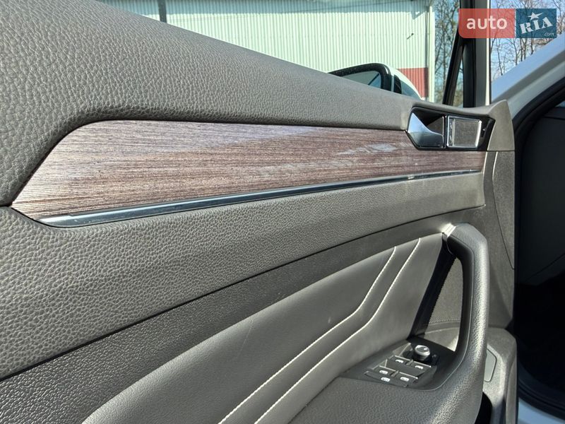 Универсал Volkswagen Passat 2022 в Луцке