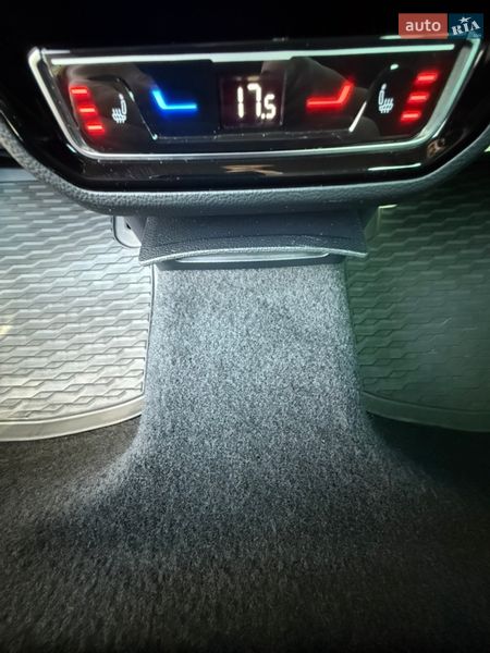 Универсал Volkswagen Passat 2022 в Луцке