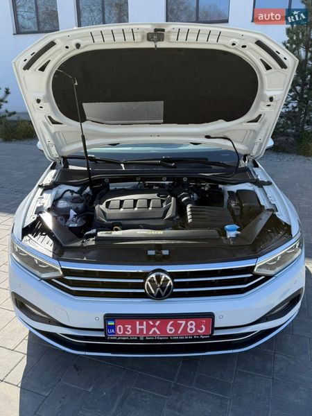 Универсал Volkswagen Passat 2022 в Луцке