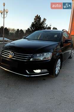 Универсал Volkswagen Passat 2013 в Виннице