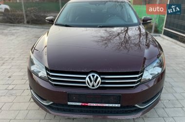 Седан Volkswagen Passat 2013 в Хмельницком