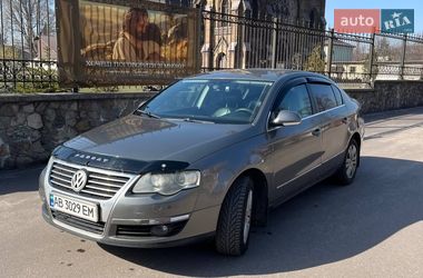 Седан Volkswagen Passat 2006 в Каменском