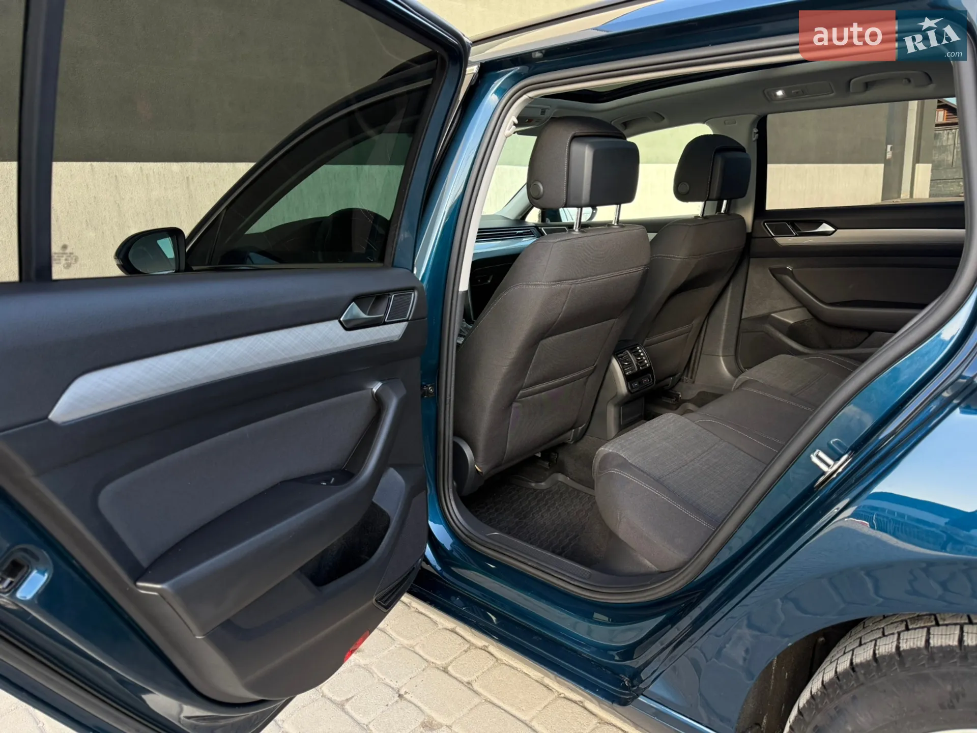 2019 Volkswagen Passat - мініатюра 32