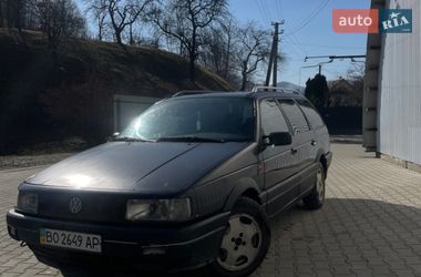Універсал Volkswagen Passat 1993 в Косові