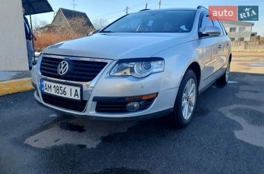Универсал Volkswagen Passat 2008 в Житомире