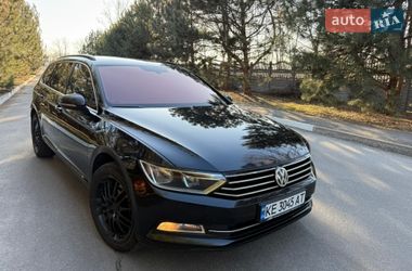 Универсал Volkswagen Passat 2015 в Днепре