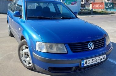 Универсал Volkswagen Passat 2000 в Иршаве