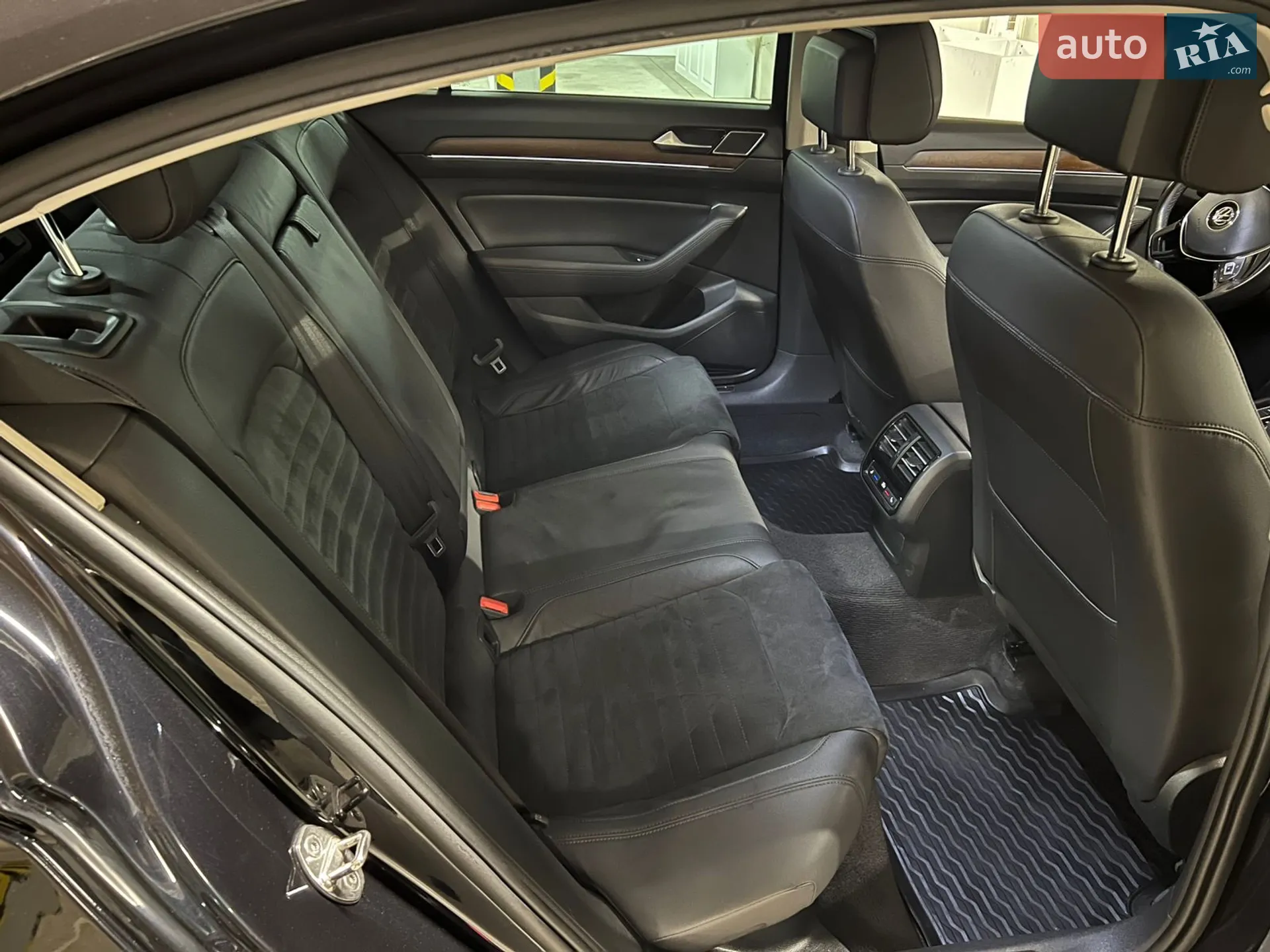 2018 Volkswagen Passat - мініатюра 20