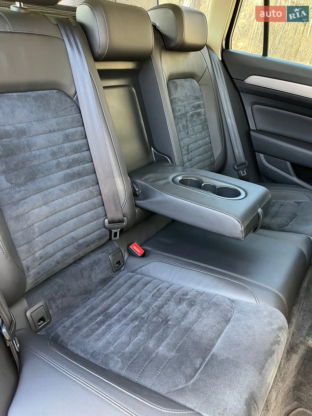 2016 Volkswagen Passat - мініатюра 21