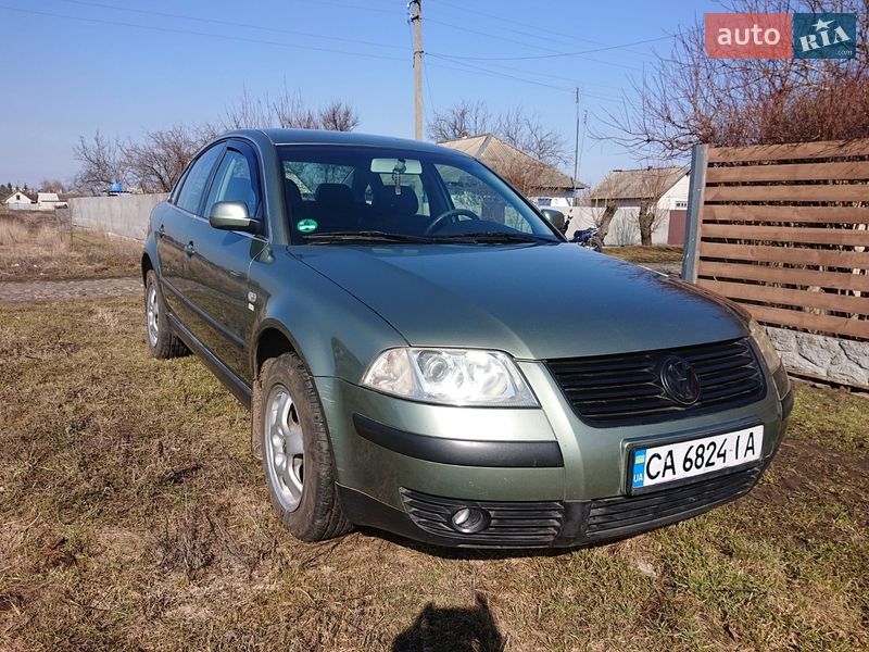 Седан Volkswagen Passat 2001 в Черкассах